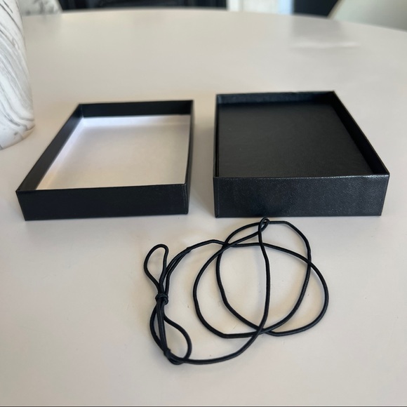 Authentic Barneys New York black gift box - Picture 4 of 4
